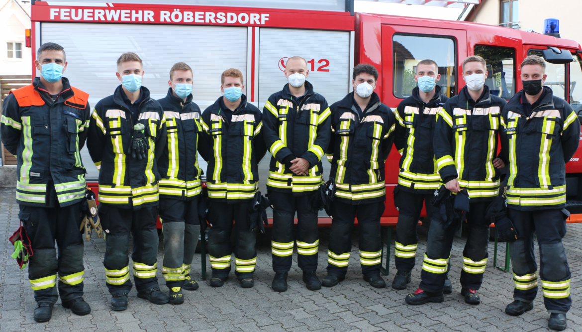 09_2021-FF-Leistungsabzeichen-Gruppe-3-FINAL-red-scaled.jpg