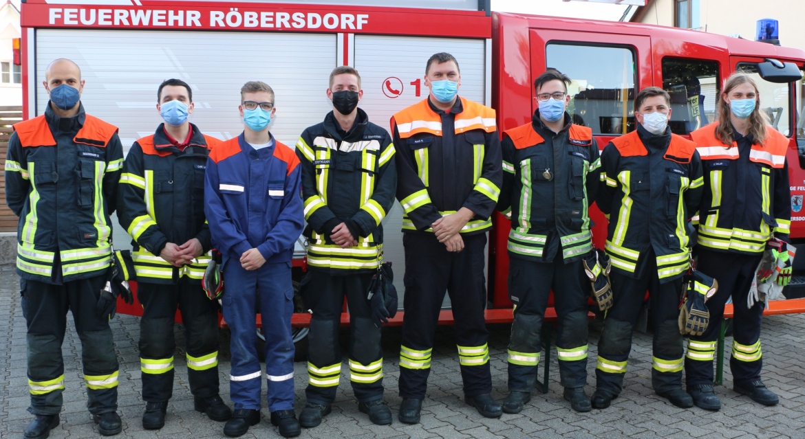 09_2021-FF-Leistungsabzeichen-Gruppe-5-FINAL-red-scaled.jpg