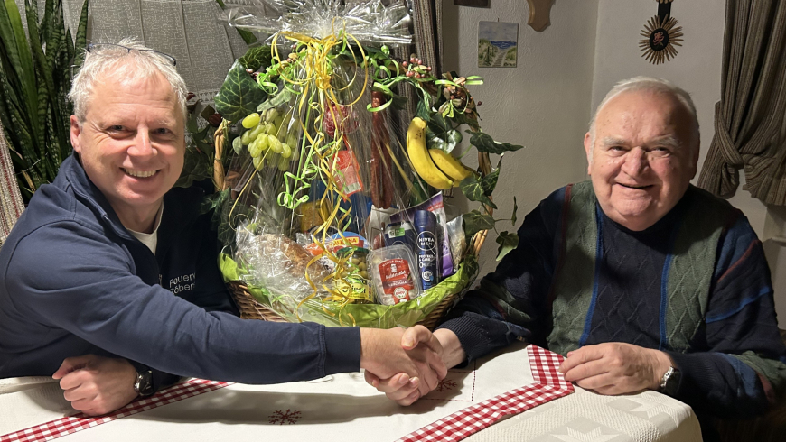 Ehrenmitglied zum 85. gratuliert