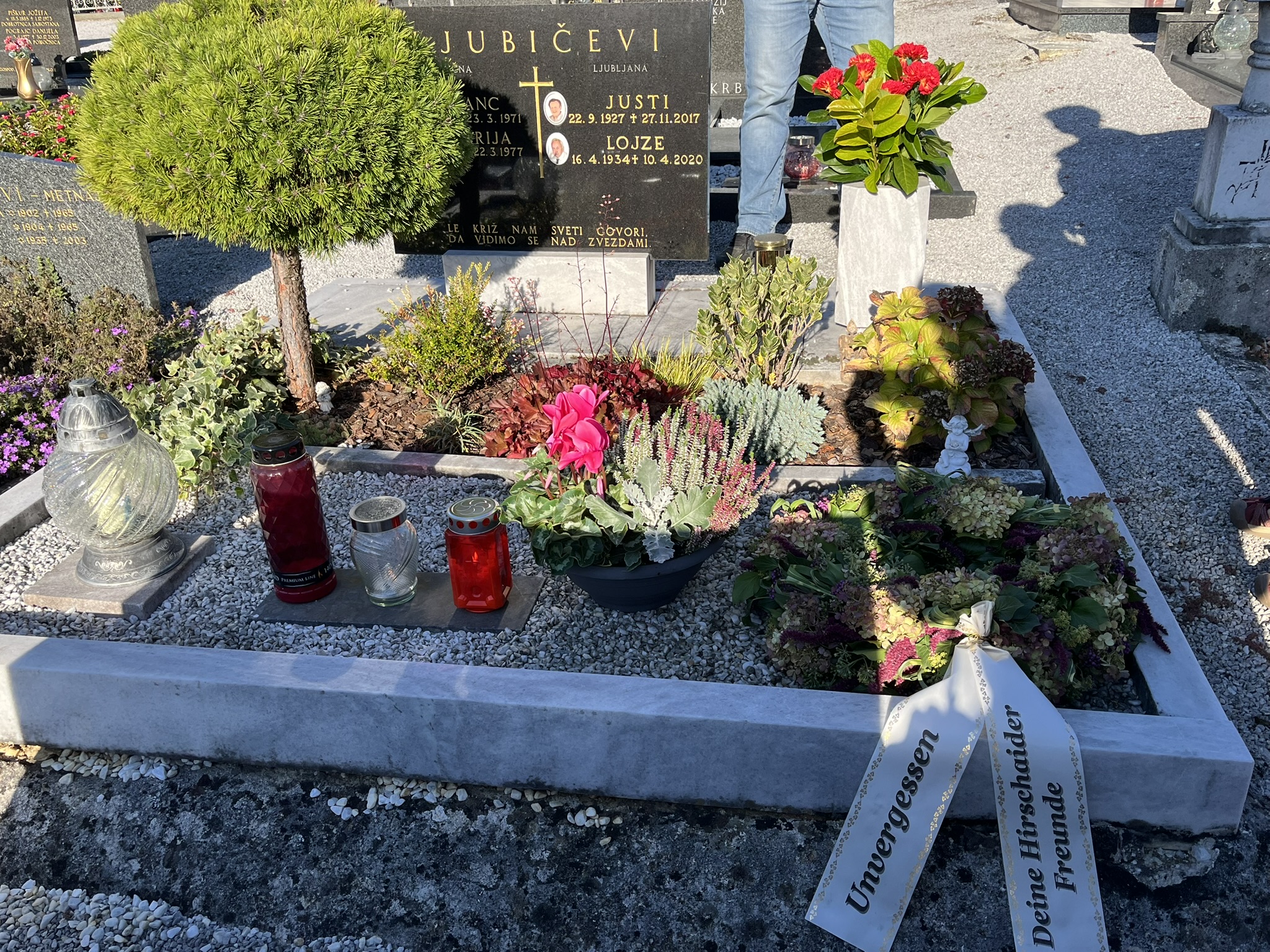 Am Friedhof 1
